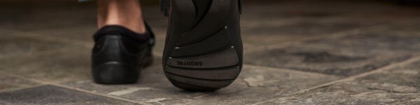 No. 81 Double Depth in Casual Black